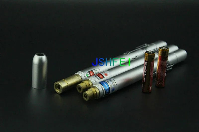 現場用レーザーポインター市販 信頼グリーン100mw レーザー改造野外使用 強力レーザーポインター緑色 - Yolerhome