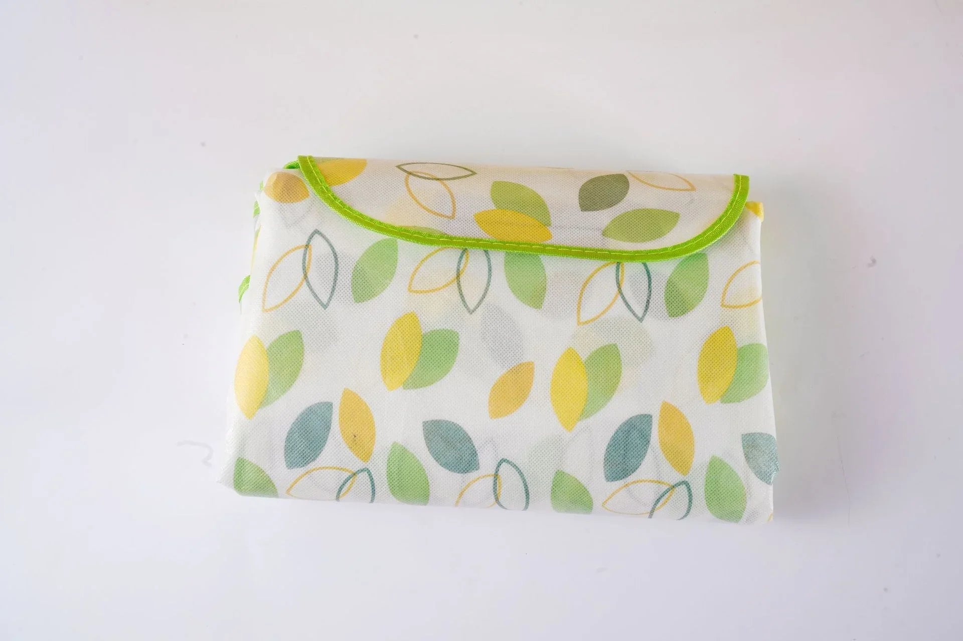 レジャーシート防水ピクニックマット大判150x200cm 3～6人用折りたたみ防湿コンパクト収納携帯便利軽量遠足運動会お花見ビーチキャンプアウトドアチェック柄正規品ピクニックマット春の遠足マットフィールドマットマット屋外防湿ポータブル防湿防水キャンプピクニックマットフロアマット - Yolerhome