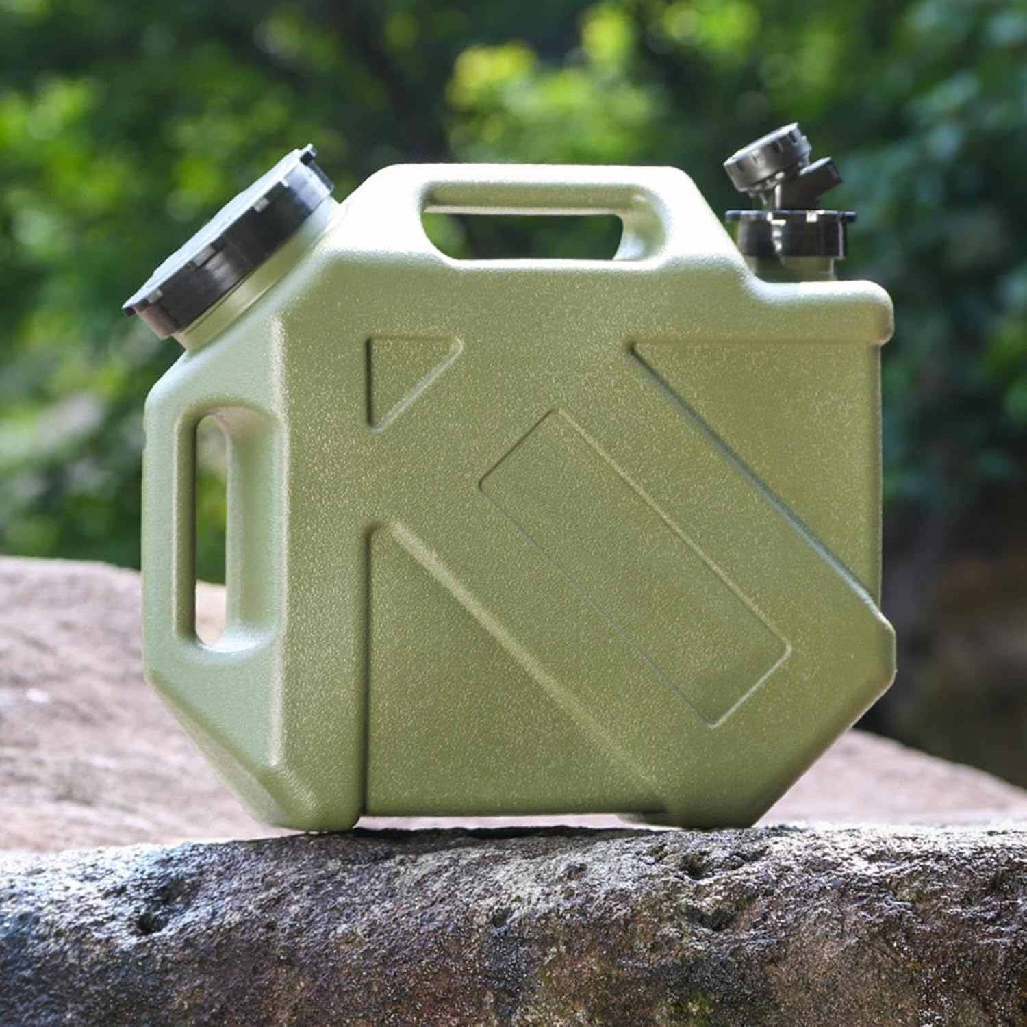 【2025年新アップグレード】ウォーターコンテナ、ウォーターキャリア 蛇口付き ドリンクコンテナ ネジ蓋付き ウォータージャグ ウォーターバケツ サバイバルキャンプ 釣り用 (緑, 35cmx14cmx32cm 10L) - Yolerhome
