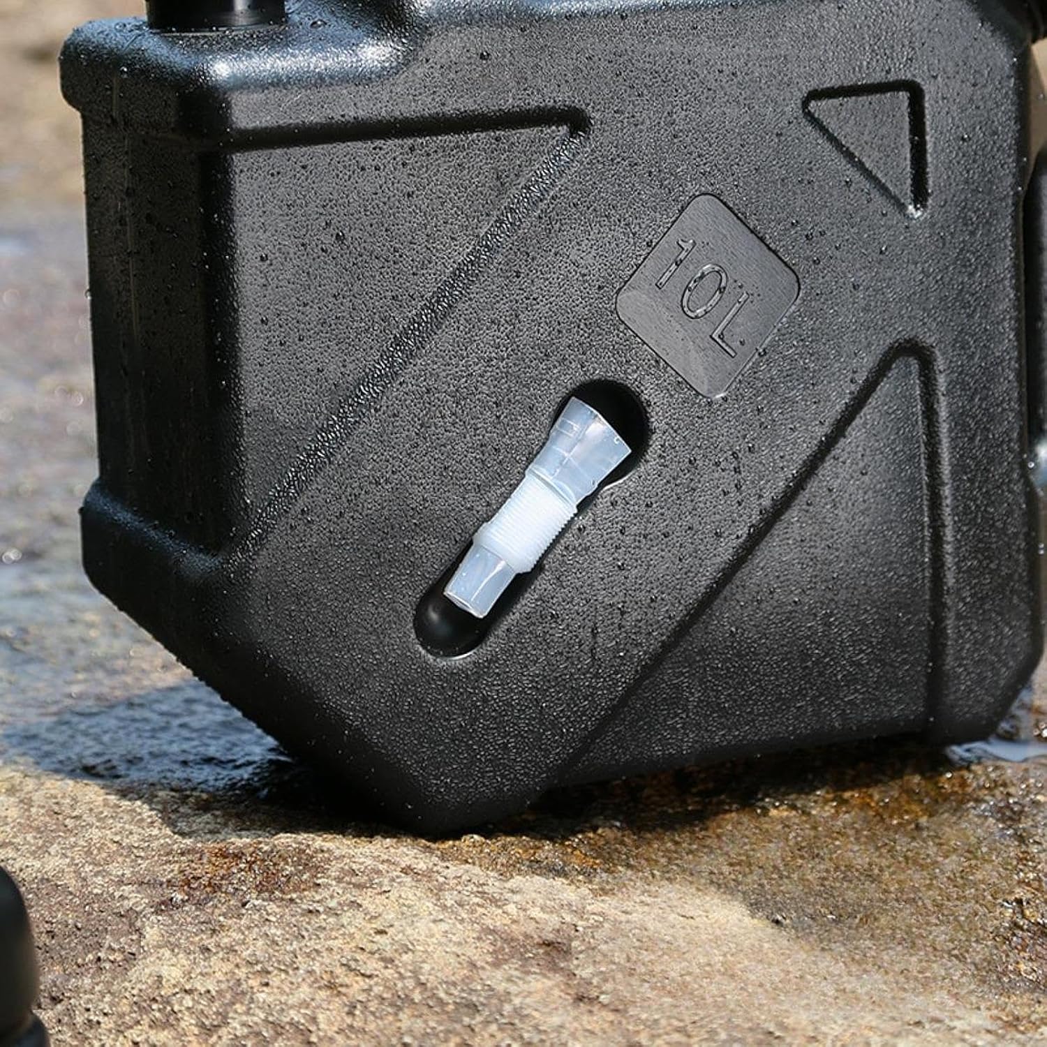 【2025年新アップグレード】ウォーターコンテナ、ウォーターキャリア 蛇口付き ドリンクコンテナ ネジ蓋付き ウォータージャグ ウォーターバケツ サバイバルキャンプ 釣り用 (緑, 35cmx14cmx32cm 10L) - Yolerhome