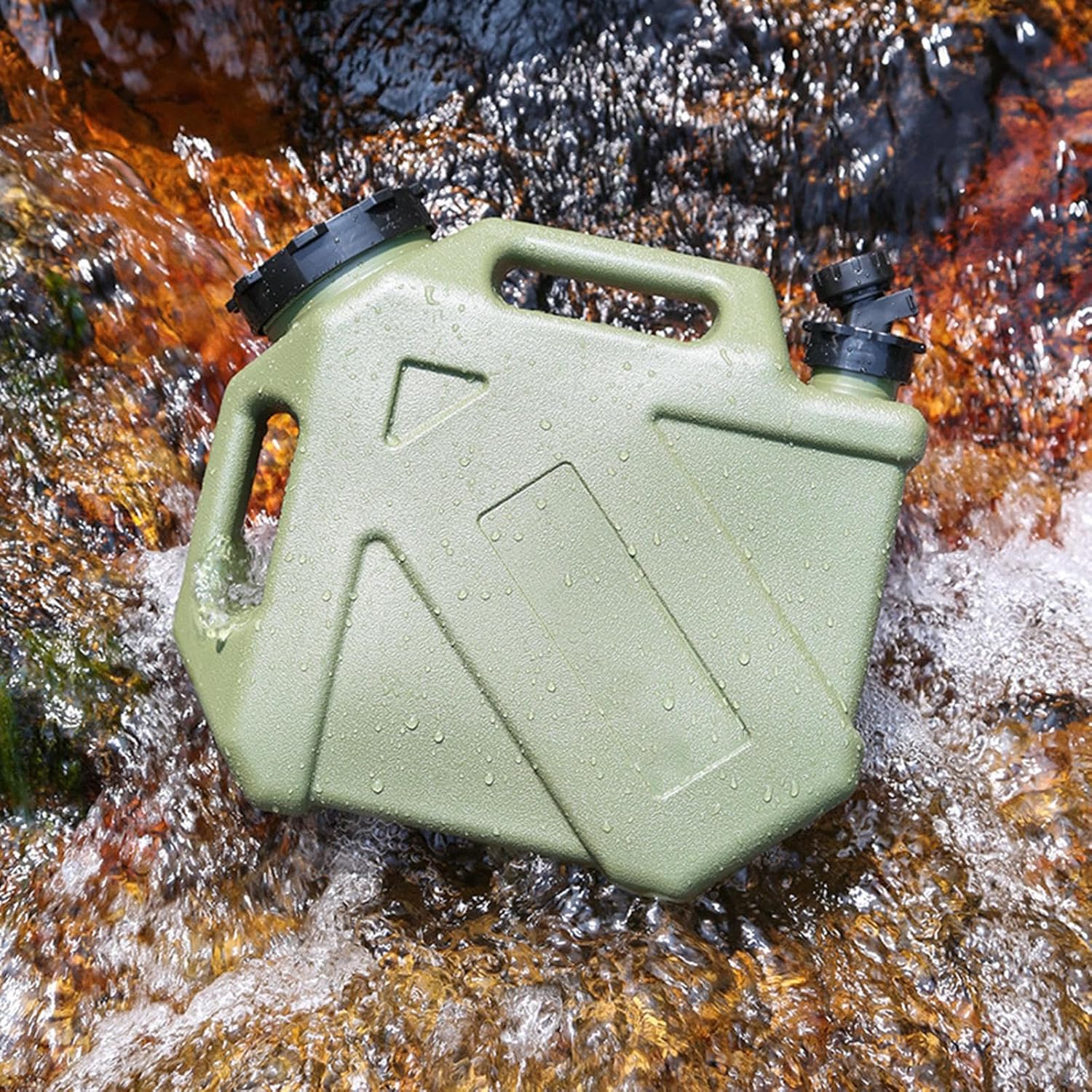 【2025年新アップグレード】ウォーターコンテナ、ウォーターキャリア 蛇口付き ドリンクコンテナ ネジ蓋付き ウォータージャグ ウォーターバケツ サバイバルキャンプ 釣り用 (緑, 35cmx14cmx32cm 10L) - Yolerhome