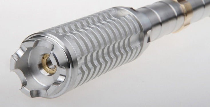 世界最強のレーザー6000ｍw 445nm青色レーザーポインター 最強 海外 屋外の護身用レーザー武器 撃退 - Yolerhome