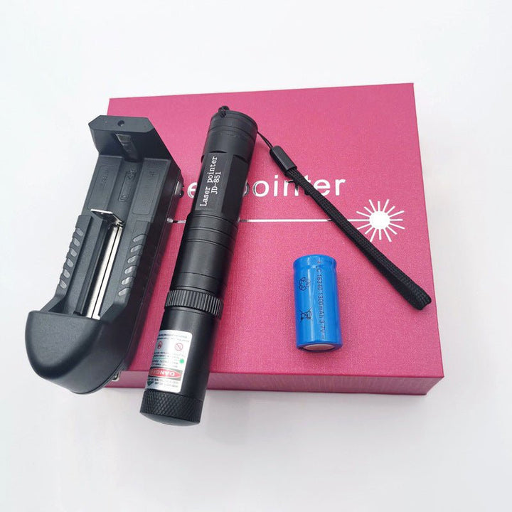 長亮款グリーンレーザーポインター850｜50mW大出力｜遠射可能｜強力緑光｜掛け紐付き｜高輝度｜アウトドア・天文学・カラス対策・キャンプ・夜釣り対応 - Yolerhome