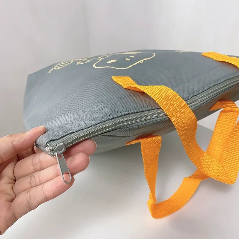 【スヌーピー】スヌーピーメイト保冷温バッグ【ブルーグレーイエロー】漫画スヌーピー 大容量 不織布 厚いアルミフィルム 保冷保温アイスバッグ ハンドバッグ - Yolerhome