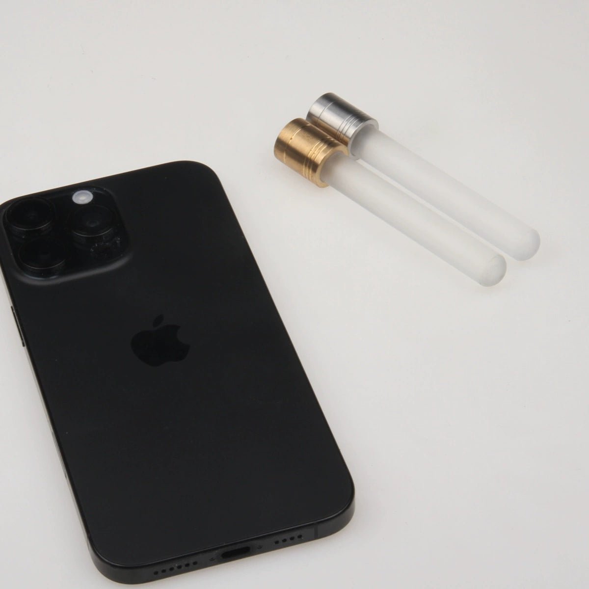 レーザー剣 アタッチメント｜スターウォーズ風 エフェクトキャップ｜レーザーライト用アクセサリー｜懐中電灯対応 装着簡単 視覚効果抜群 - Yolerhome