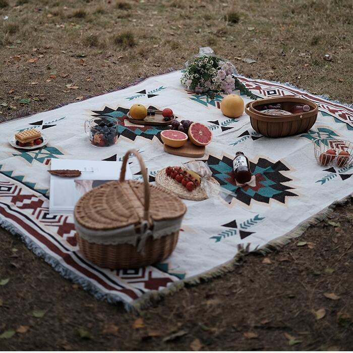 レジャーシート ラグ ピクニックマット テーブルクロス ソファーカバー ベッドカバー ひざ掛け 多機能 - Yolerhome