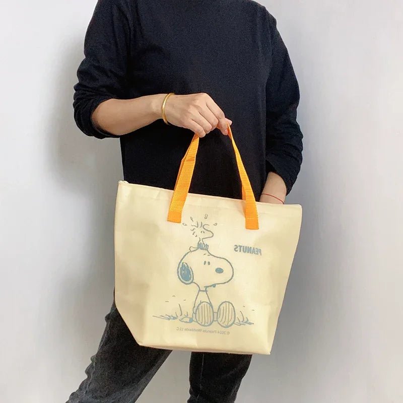【スヌーピー】スヌーピーメイト保冷温バッグ【ブルーグレーイエロー】漫画スヌーピー 大容量 不織布 厚いアルミフィルム 保冷保温アイスバッグ ハンドバッグ - Yolerhome